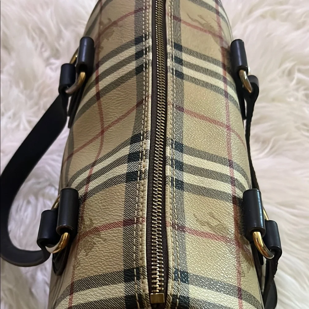 Burberry Cream and dark brown Satchel with Iconic Design w matching wallet - Picture 7 of 15